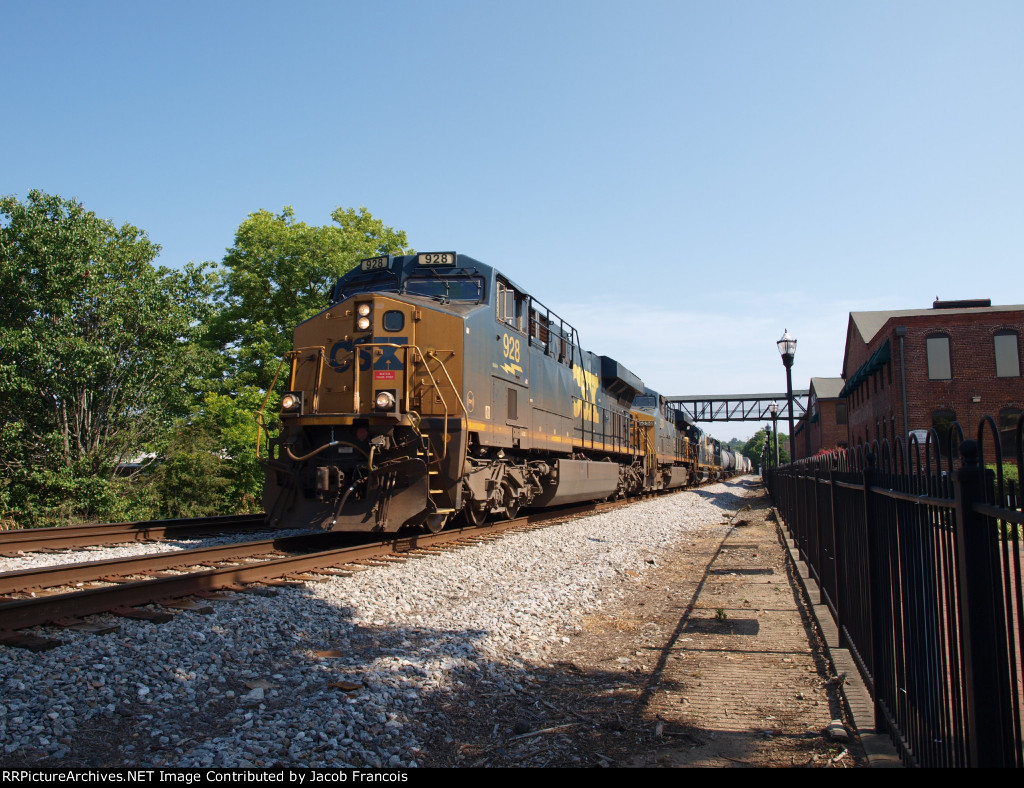 CSX 928